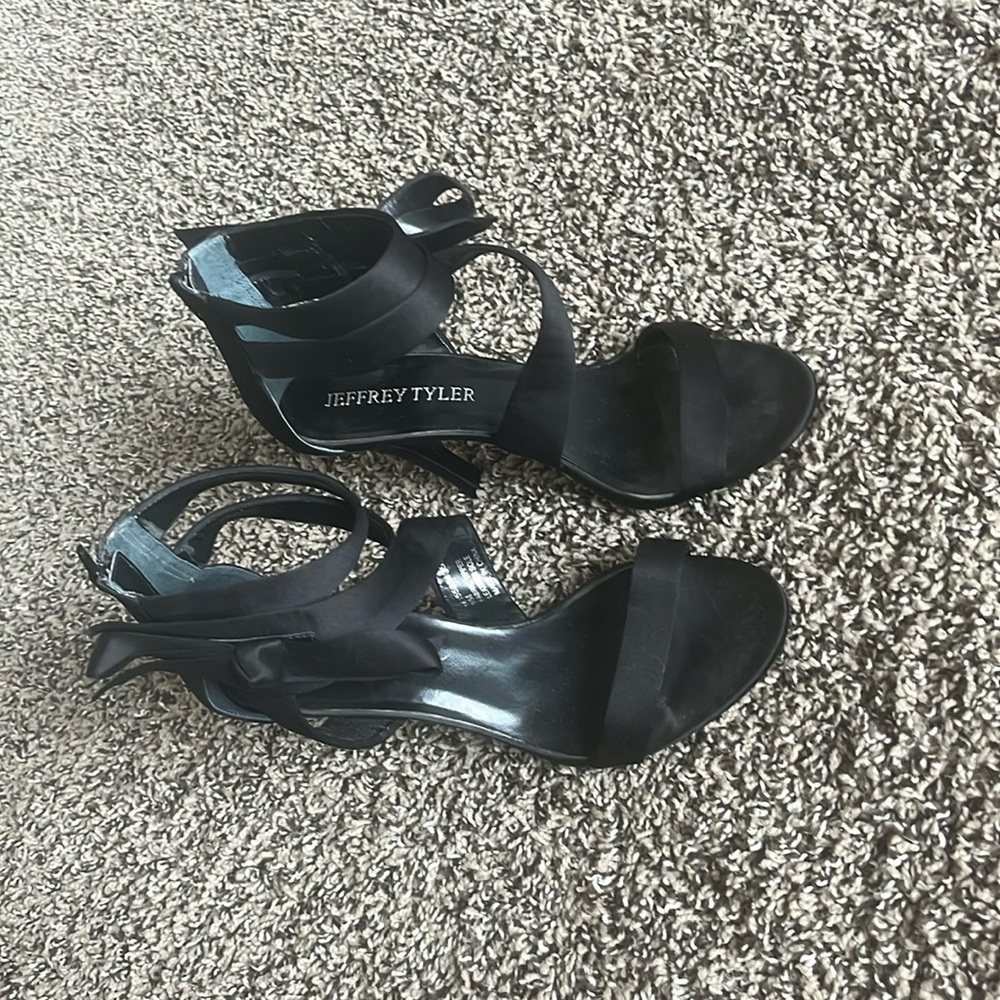 Women’s Jeffery Tyler Size Women’s 9 Black Strappy Heels, New